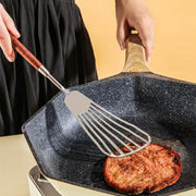304 Stainless Steel Walnut Handle Cooking Tools Home Restaurant Kitchen Gadgets, Style: Soup Spoon