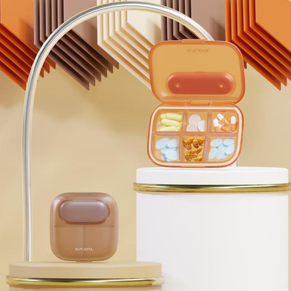 Portable Pill Box Dispenser Sealed Large Capacity Seven Days a Week Medication Organizer, Color: 4 Grids White