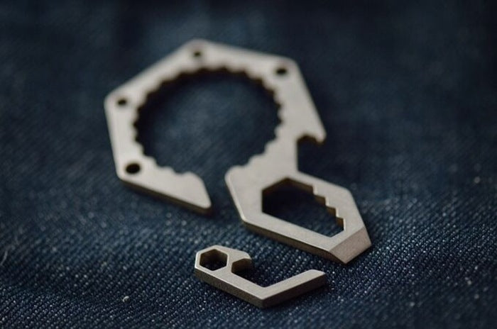 EDC Mini Lightweight Bottle Beer Opener Keyring Pocket Tool Outdoor Camp Hike Utility Gadget Titanium Alloy