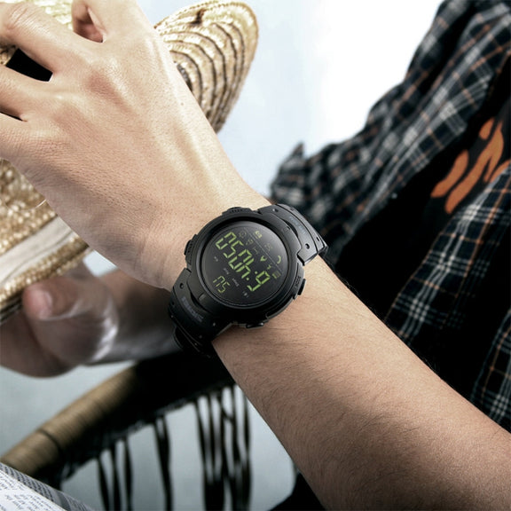 SKMEI 1301 Multifunction 50m Water-resistant Sports Bluetooth Smart Watch, Compatible with Android & iOS System(Army Green)