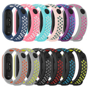 For Xiaomi Mi Band 6 (CA8856) Breathable Silicone Watch Band with Holes(Black+Red)