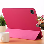 For iPad Pro 11 2022 / 2021 / 2020 3-fold Horizontal Flip Smart Leather Tablet Case with Sleep / Wake-up Function & Holder(Rose Red)