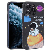 For iPhone 11 Pro Max Milk Tea Astronaut Pattern Liquid Silicone Phone Case(Ivory Black)
