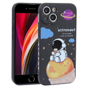 For iPhone SE 2022 / SE 2020 / 8 / 7 Milk Tea Astronaut Pattern Liquid Silicone Phone Case(Ivory Black)