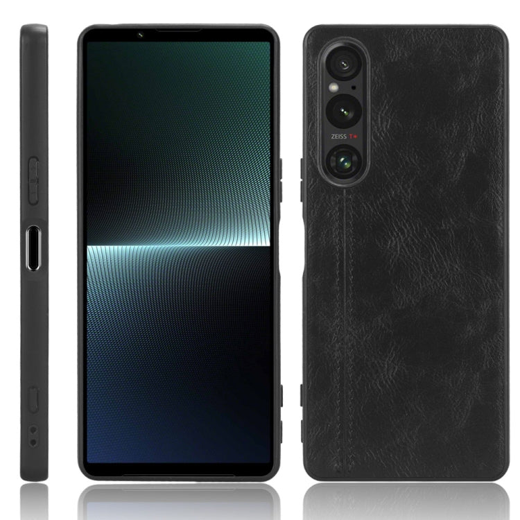 For Sony Xperia 1 V Sewing Cow Pattern Skin PC + PU + TPU Phone Case(Black)