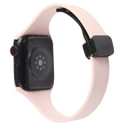 For Apple Watch SE 44mm Magnetic Buckle Slim Silicone Watch Band(Pink)