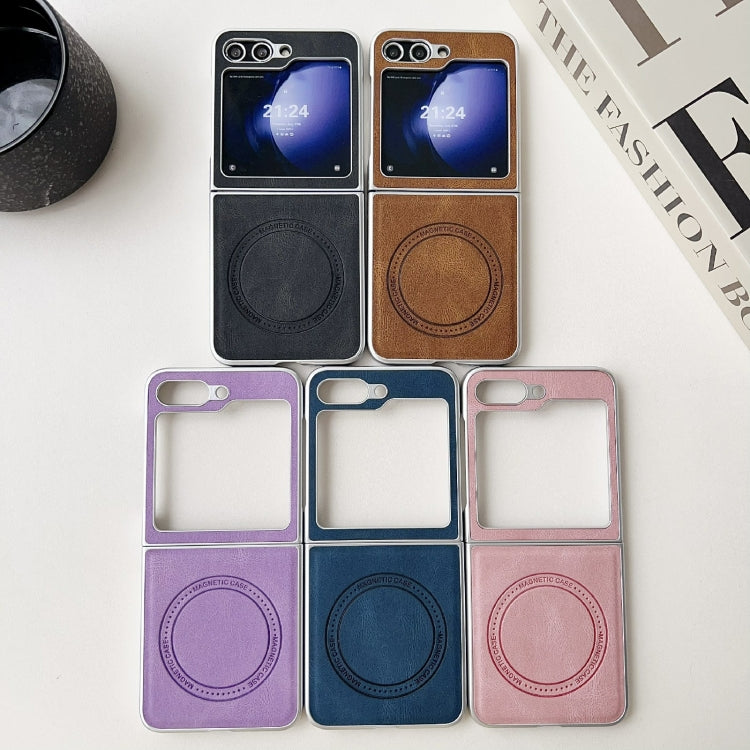 For Samsung Galaxy Z Flip5 Skin Feel Leather Texture MagSafe Pearlescent Paint Shockproof Phone Case(Black)