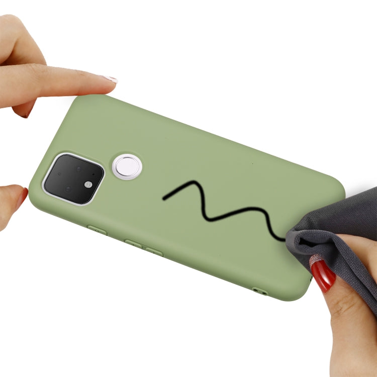 For Google Pixel 5 Pure Color Liquid Silicone Shockproof Full Coverage Case(Green)
