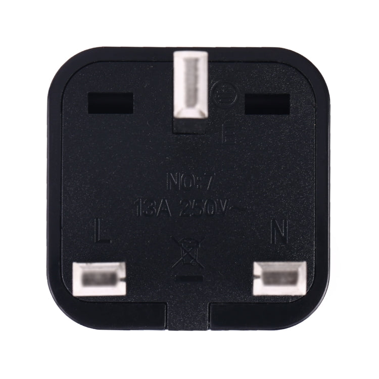 Portable Universal Socket to UK Plug Power Adapter Travel Charger (Black)