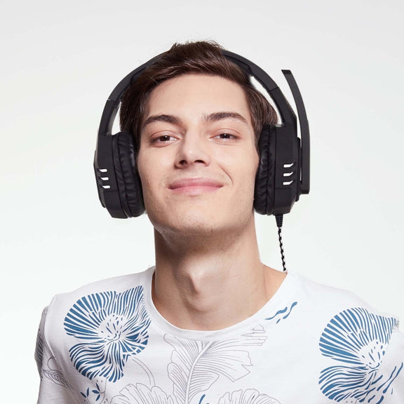SADES AH-38 3.5mm Plug Wire-controlled E-sports Gaming Headset with Retractable Microphone, Cable Length: 2m(Black Silver)