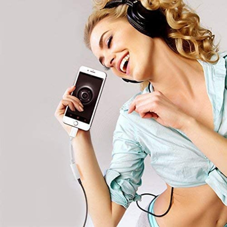 Zs-kl21836 2 PCS 8 Pin to 3.5mm Earphone Adapter Audio Adapter, Compatible with IOS 13 System