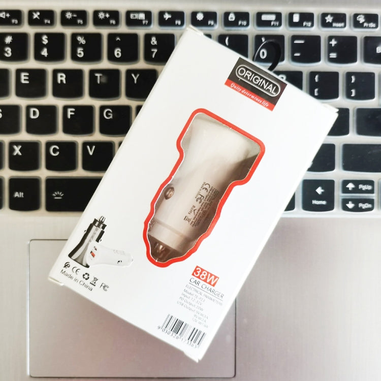 TE-P23 38W PD USB-C / Type-C + QC3. 0 USB Triangle Car Charger + USB-C / Type-C to 8 Pin Data Cable, Length: 1m(White)