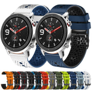 For Amazfit GTR 4 Pro 22mm Perforated Two-Color Silicone Watch Band(Black+Blue)