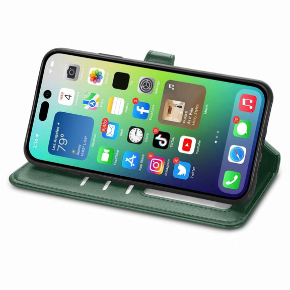For  iPhone 15 Pro Max Retro Solid Color Buckle Leather Phone Case(Green)
