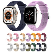 For Apple Watch Series 8 45mm H Texture Soft Silicone Buckle Watch Band(Army Green)