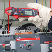 UNI-T  UT210E 100A Digital Clamp Meter AC DC Voltage Detector
