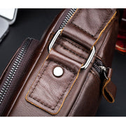 BULL CAPTAIN 777 Men Leather Shoulder Bag First-Layer Cowhide Retro Large Capacity Satchel(Black)